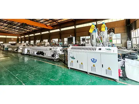 Máquina para fabricar tubos de PE de 16-63 mm