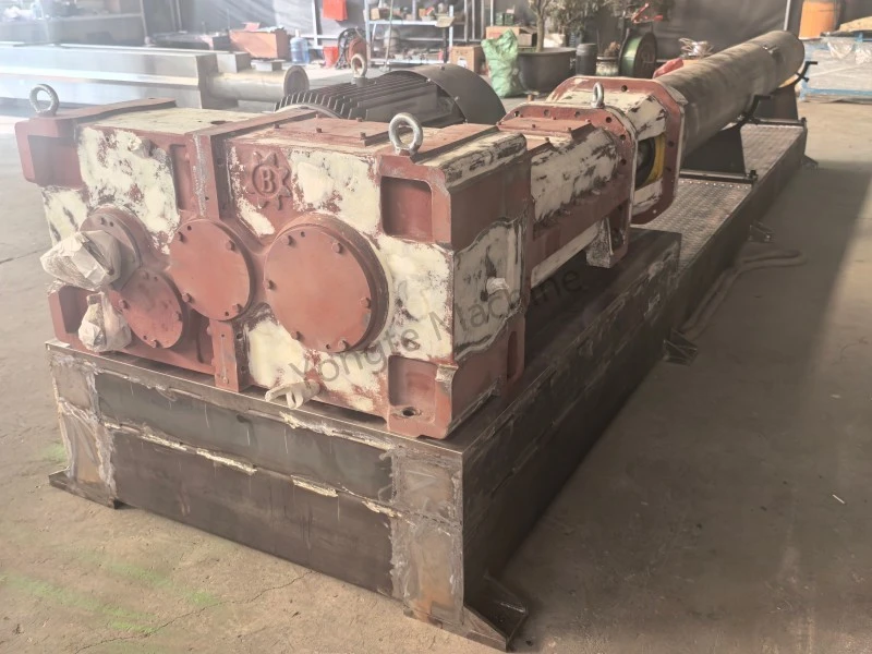 Extrusora paralela de doble tornillo de alta eficiencia para reciclar desperdicios de película plástica en producción