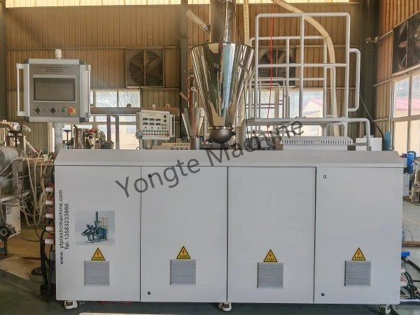 El gabinete de control eléctrico del extrusor Yongte optimizó la calidad y el diseño