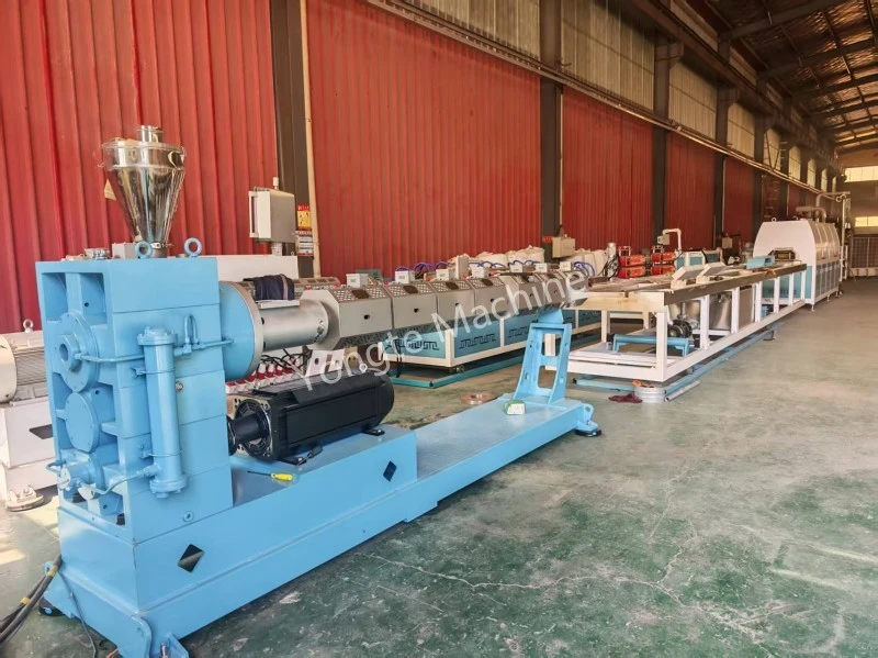 ¿Qué tipo de máquina maderera de plástico puede utilizar plástico reciclado?