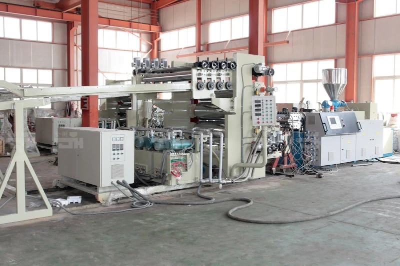 Máquina para fabricar láminas acrílicas
