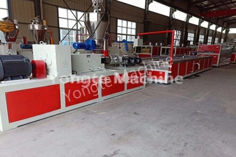 Máquina de paneles de pared WPC de alta eficiencia de China