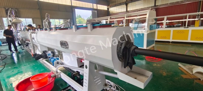 Máquina para fabricar tubos de PE modificado con grafeno para clientes de China