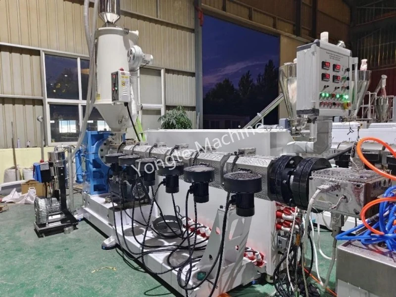 Máquina para fabricar postes de cerca de reciclaje de película plástica