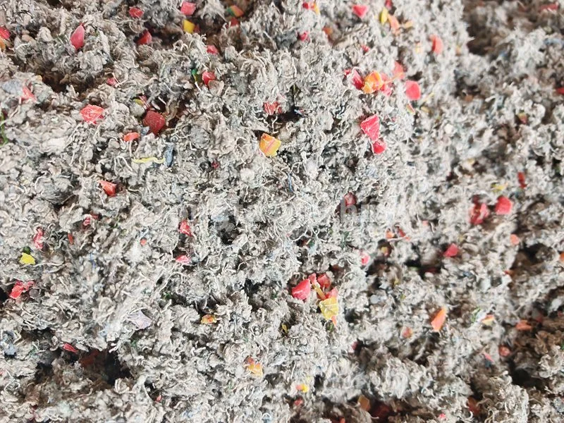 Reciclaje de residuos de ropa y máquina compuesta de plástico